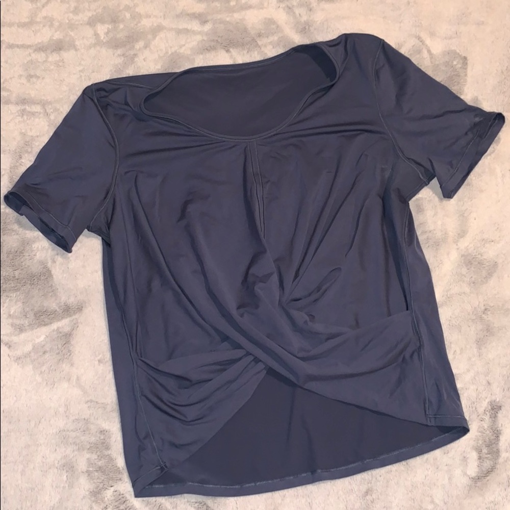 NWOT lululemon top!